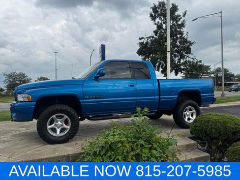 Used 2001 Dodge Ram 1500 Truck 4x4 Quad Cab image 3