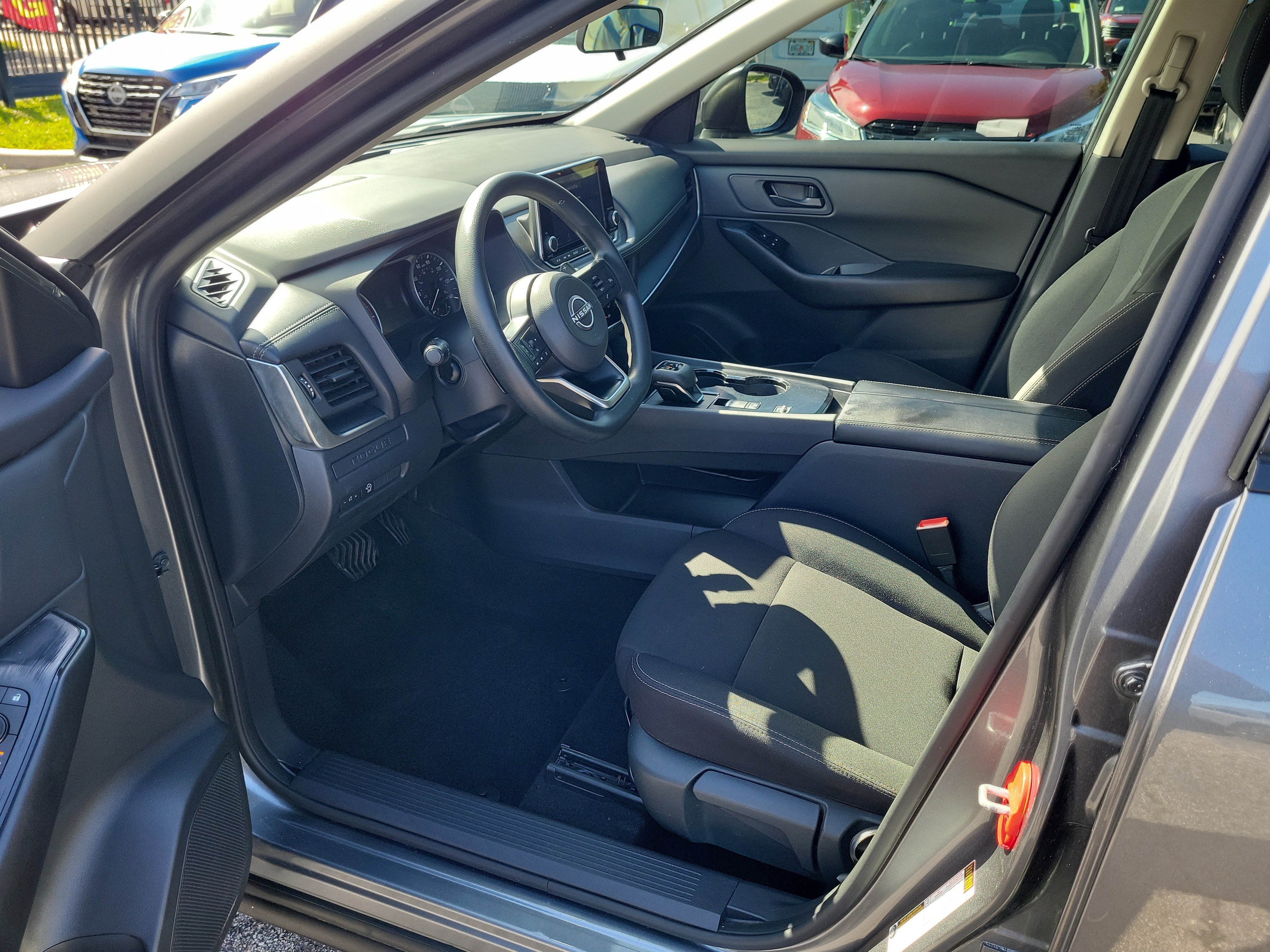Certified 2024 Nissan Rogue S FWD image 12