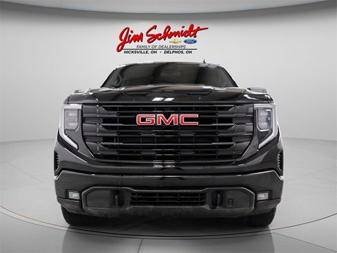 Used 2025 GMC Sierra 1500 Elevation image 2