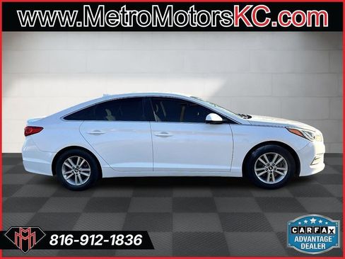 Used 2015 Hyundai Sonata SE image 7