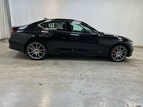 New 2025 Genesis G70 2.5T image 7