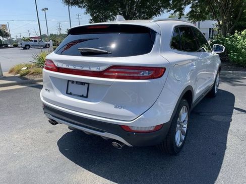 Used 2018 Lincoln MKC Select w/ Select Plus Package FWD image 8