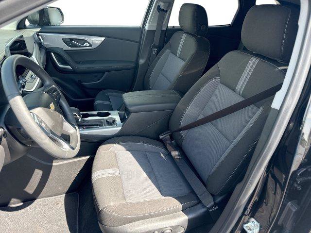 New 2026 Chevrolet Blazer LT w/ Convenience Package FWD image 13
