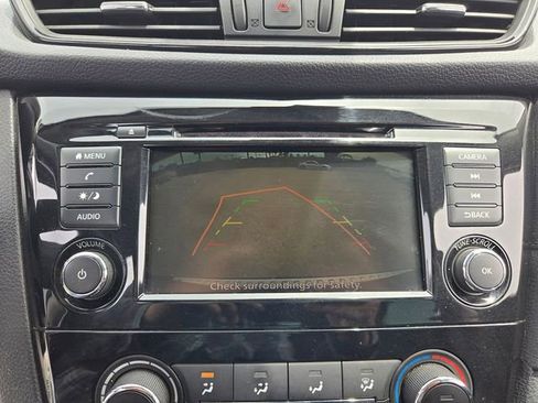 Used 2019 Nissan Rogue S FWD image 9