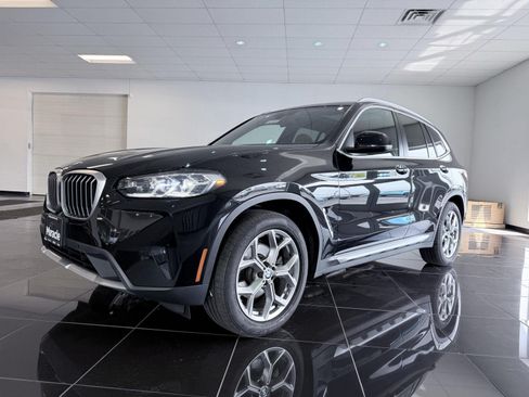 Used 2024 BMW X3 xDrive30i w/ Convenience Package AWD/4WD image 3