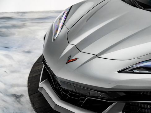 Used 2024 Chevrolet Corvette Z06 image 35