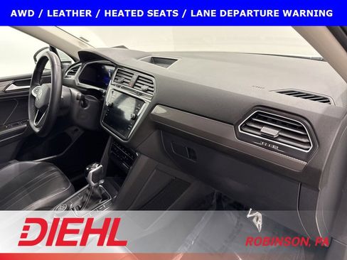 Used 2024 Volkswagen Tiguan SE image 15