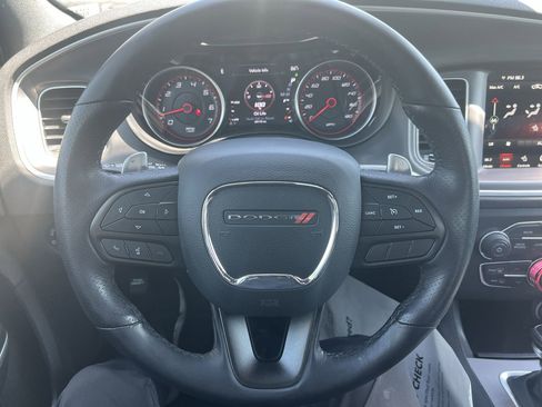 Used 2022 Dodge Charger Scat Pack w/ Driver Convenience Group image 18