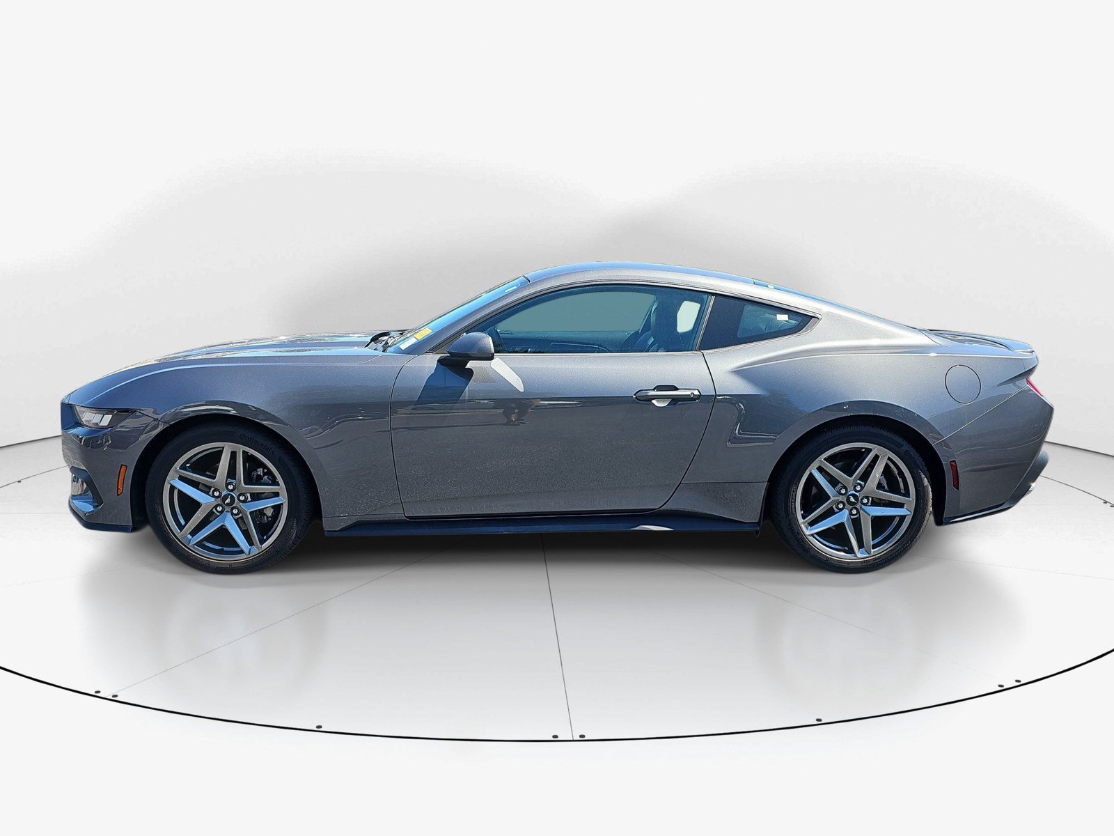 Used 2024 Ford Mustang Premium RWD image 6