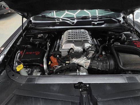 Used 2019 Dodge Challenger SRT Hellcat w/ Alcantara Appearance Package RWD image 20