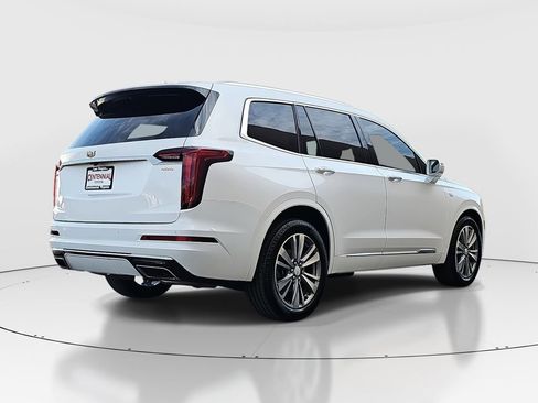 Used 2020 Cadillac XT6 Premium Luxury image 5