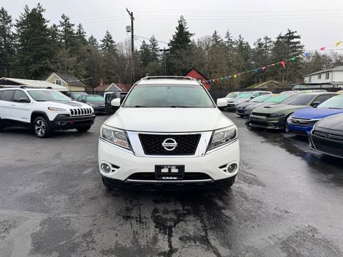 Used 2014 Nissan Pathfinder Platinum w/ Platinum Premium Package image 2