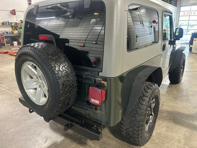 Used 2006 Jeep Wrangler Unlimited Rubicon AWD/4WD image 17
