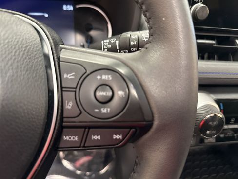 Used 2024 Toyota RAV4 SE w/ Convenience Package image 44