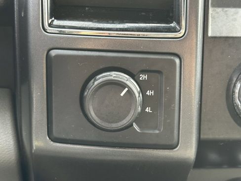 Used 2020 Ford F150 XLT image 7