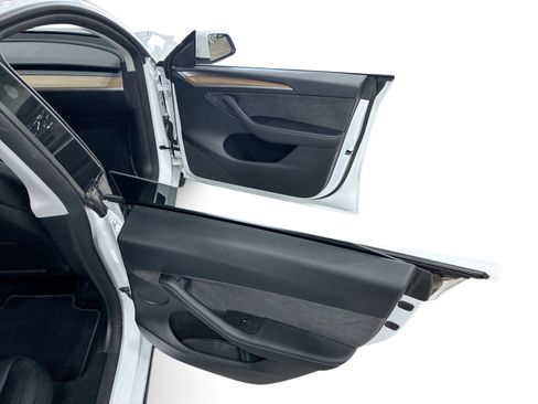 Certified 2023 Tesla Model Y Performance AWD/4WD image 12