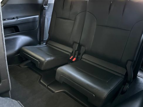 Certified 2024 Lexus LX 600 4WD w/ Appearance Package image 37