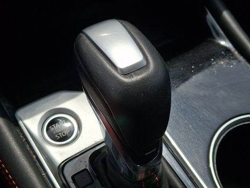 Used 2023 Nissan Altima 2.5 SR AWD/4WD image 14