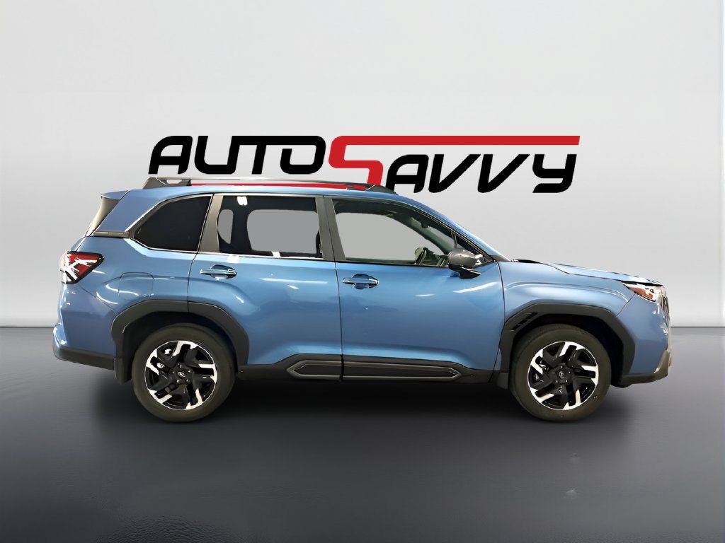 Used 2025 Subaru Forester Limited AWD/4WD image 8