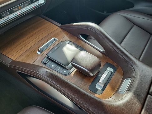 Used 2022 Mercedes-Benz GLS 450 4MATIC image 13