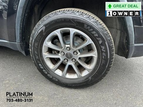 Used 2015 Jeep Grand Cherokee Limited AWD/4WD image 24
