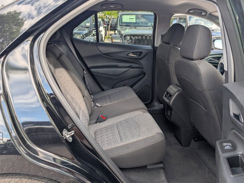 Used 2024 Chevrolet Equinox LT image 13
