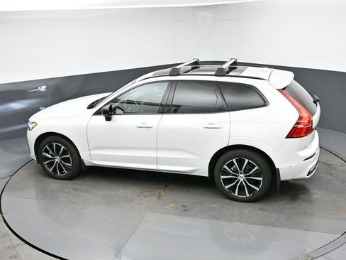 Used 2024 Volvo XC60 B5 Plus w/ Climate Package image 19