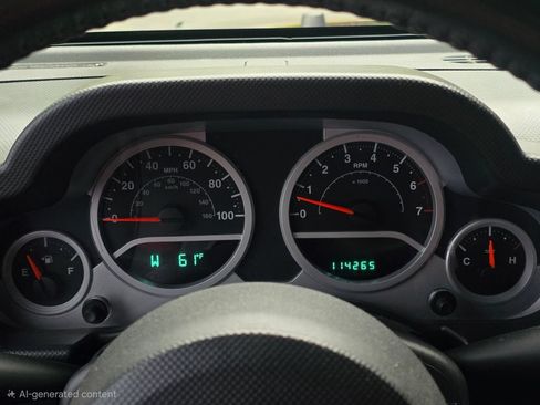 Used 2010 Jeep Wrangler Rubicon w/ Dual Top Group AWD/4WD image 31