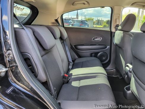 Used 2019 Honda HR-V LX image 25