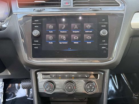 Used 2024 Volkswagen Tiguan S FWD image 25