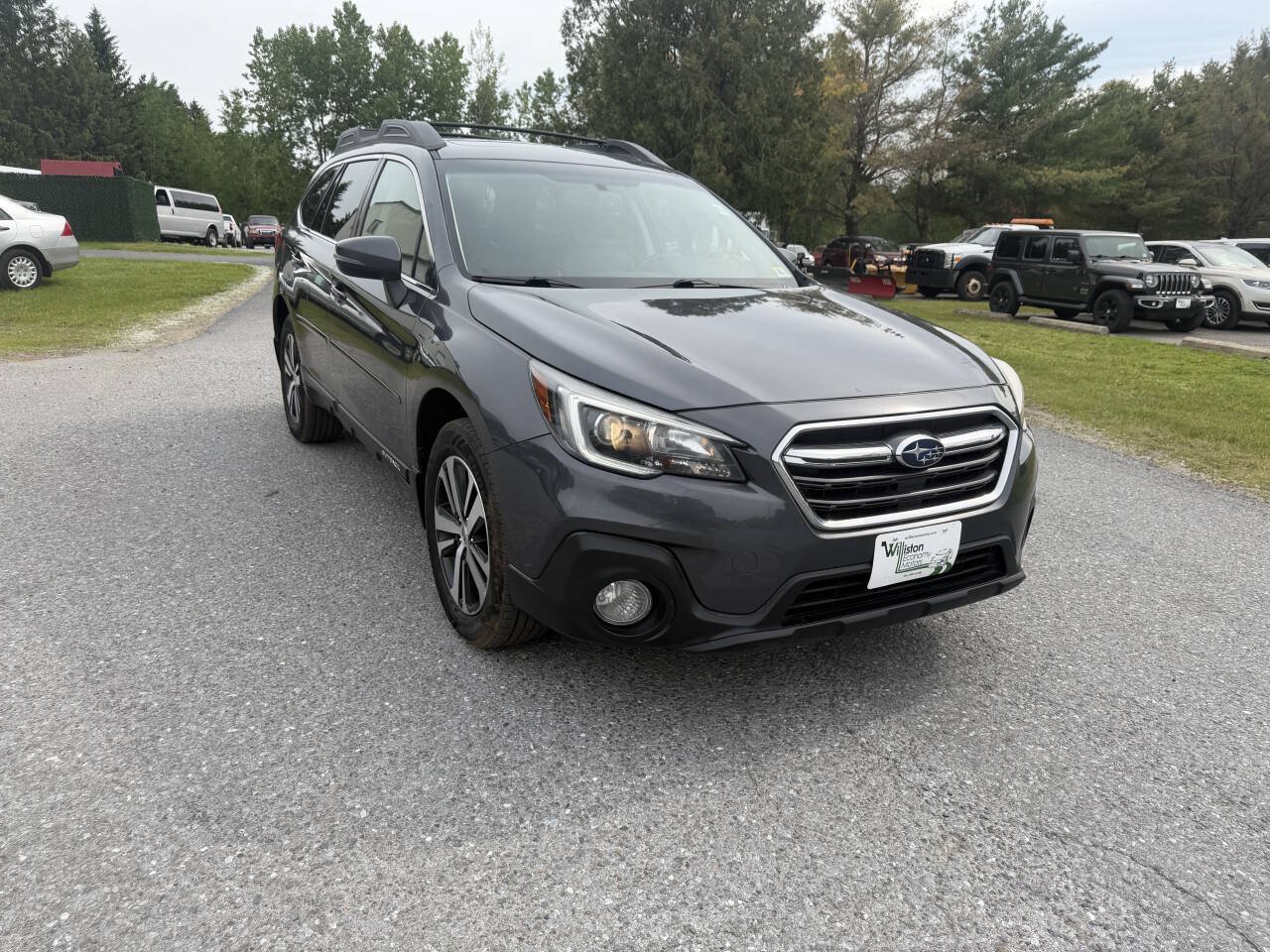 Used 2018 Subaru Outback 2.5i Limited AWD/4WD image 7