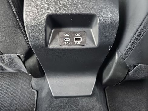 Used 2024 Subaru Crosstrek 2.0i Premium AWD/4WD image 21