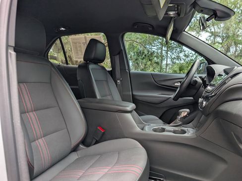 Used 2023 Chevrolet Equinox RS FWD image 19