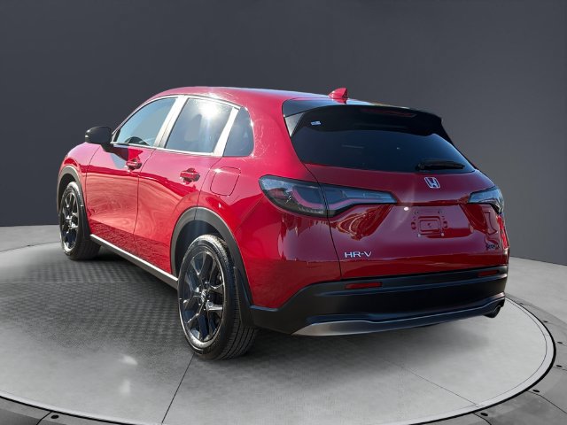 Used 2024 Honda HR-V Sport image 3