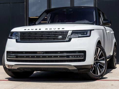 Used 2023 Land Rover Range Rover SE AWD/4WD image 1