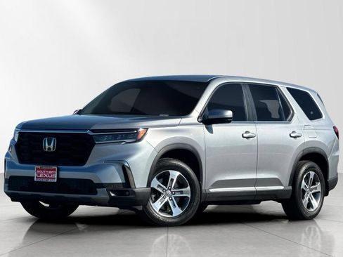 Used 2025 Honda Pilot EX-L image 2