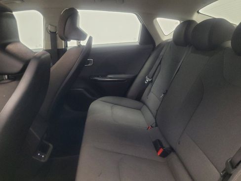 Used 2025 Kia K4 FWD image 18