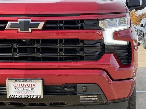 Used 2022 Chevrolet Silverado 1500 RST image 9
