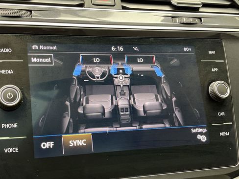 Used 2019 Volkswagen Tiguan S AWD/4WD image 22
