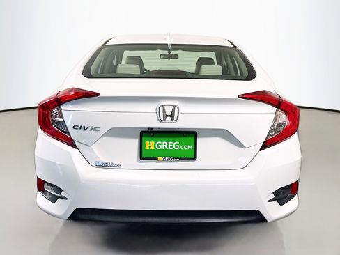 Used 2018 Honda Civic EX image 8