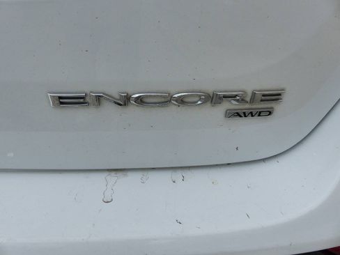 Used 2019 Buick Encore Essence w/ Experience Buick Package AWD/4WD image 9