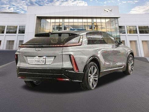 Used 2026 Cadillac Lyriq Premium Luxury RWD image 4