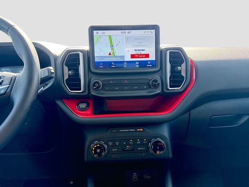 Used 2024 Ford Bronco Sport Free Wheeling w/ Convenience Package image 16