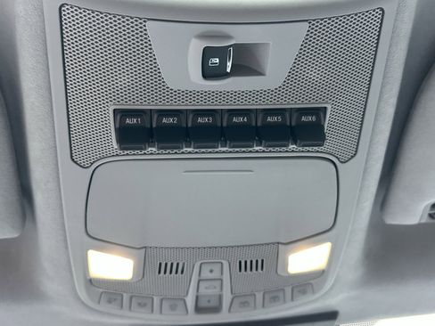 Used 2022 Ford F450 Limited w/ FX4 Off-Road Package image 35