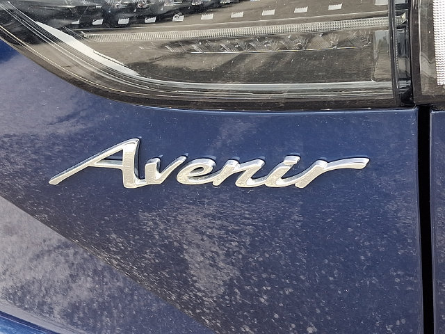 Used 2024 Buick Envision Avenir AWD/4WD image 32