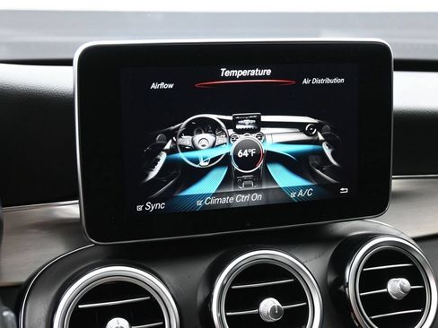 Used 2018 Mercedes-Benz C 300 4MATIC Sedan image 18