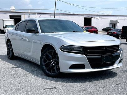 Used 2019 Dodge Charger SXT w/ Blacktop Package