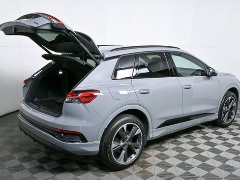 Certified 2024 Audi Q4 e-tron Prestige w/ Black Optic Package image 26