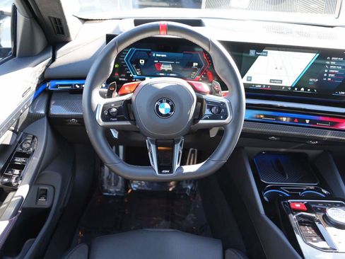 Used 2026 BMW M5 image 16