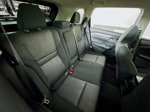 Certified 2025 Nissan Rogue SV image 26